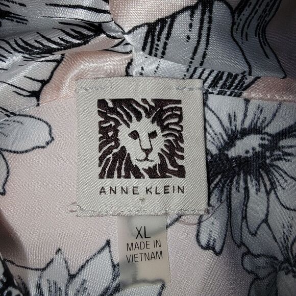 Anne Klein Tie Neck Sleeveless Satin Floral Blouse top Size XL - Picture 5 of 7
